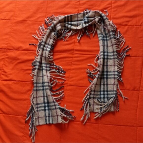 BURBERRY CHECK BEIGE SCARF MADE IN ENGLAND - Picture 4 of 6
